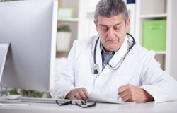 מומחה לרפואת ילדים עד הבית 24/7